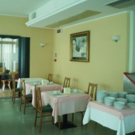 La Perla B&B Hotel Roseto Degli Abruzzi Zewnętrze zdjęcie
